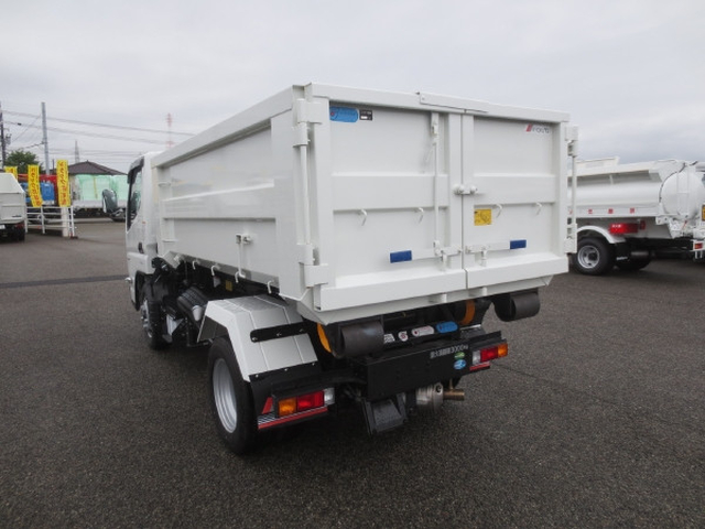 三菱ふそう キャンター 小型 コンテナ専用車 2RG-FBAV0(111474) 5枚目