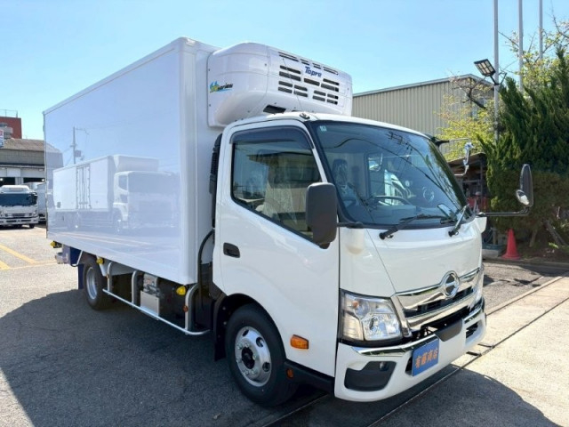 日野 デュトロ 小型 冷蔵冷凍バン 2WG-XZU713N(113249) 2枚目