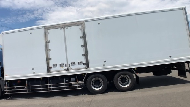 日野 プロフィア 大型 冷蔵冷凍バン QPG-FR1EXEG(34848) 11枚目