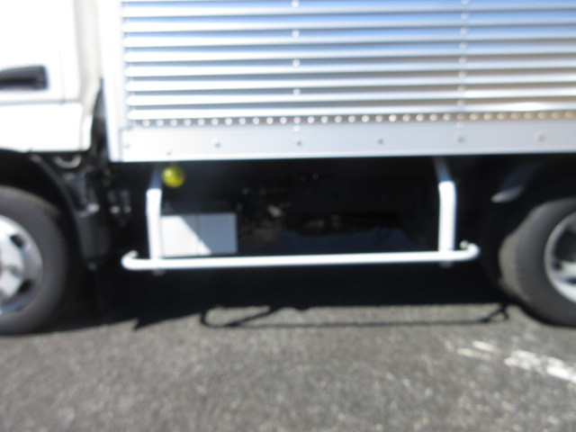 日野 デュトロ 小型 バン 2RG-XZC605M(113822) 35枚目