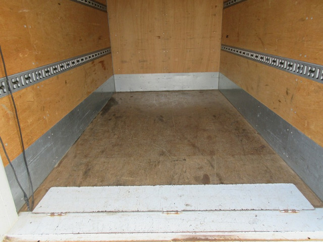 日野 デュトロ 小型 バン TKG-XZC605M(7685) 15枚目