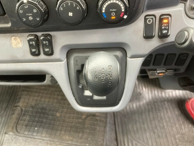 三菱ふそう キャンター 小型 バン TKG-FEB80(7784) 25枚目