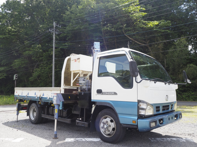 UDトラックス（日産） コンドル 小型 平ボディ（クレーン付） PB-BPS81AR(109528) 7枚目