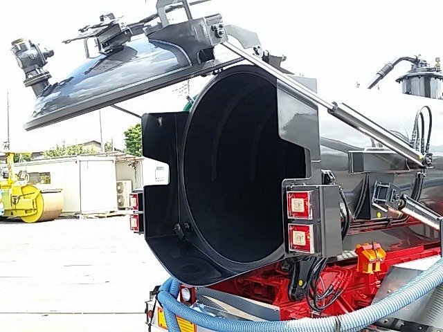 いすゞ フォワード 中型 バキュームダンパー/汚泥吸引車 KK-FRR35D4(7040) 63枚目