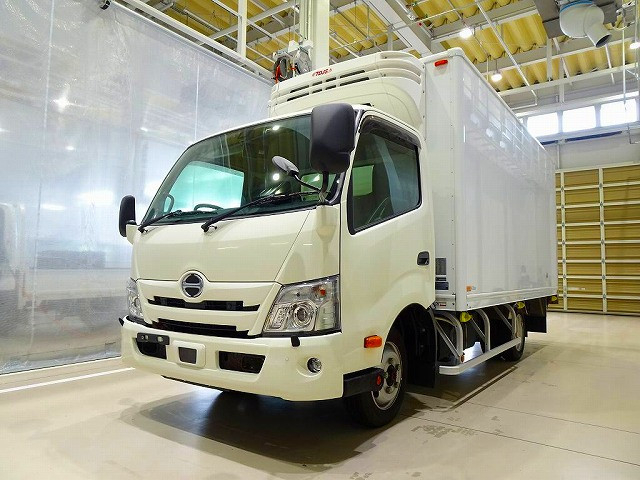 Hino dutro Small Freezer box_body 2KG-XZU775M(105440) 1枚目