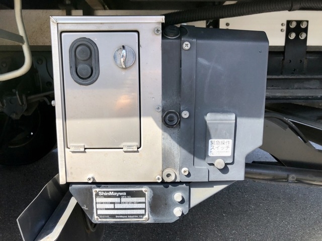 日野 レンジャー 中型 冷蔵冷凍バン 2KG-FC2ABA(57321) 34枚目