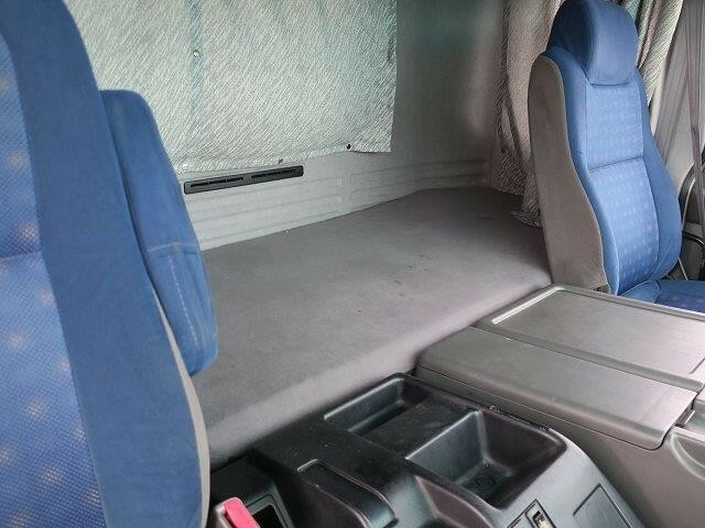 いすゞ ギガ 大型 セルフローダー PDG-CYJ77W8L(27511) 23枚目