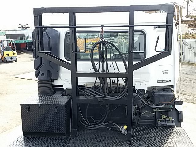 UDトラックス（日産） ビッグサム 大型 トラクタ KL-CW632GHT(8803) 32枚目