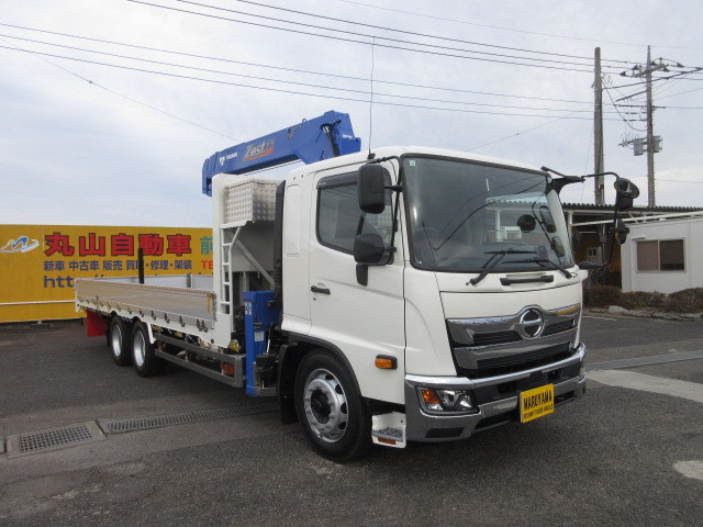 日野 レンジャー 増トン 平ボディ（クレーン付） 2DG-GK2ABA(107969) 2枚目