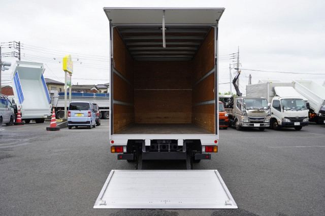 いすゞ エルフ 小型 バン TPG-NNR85AN(110776) 19枚目