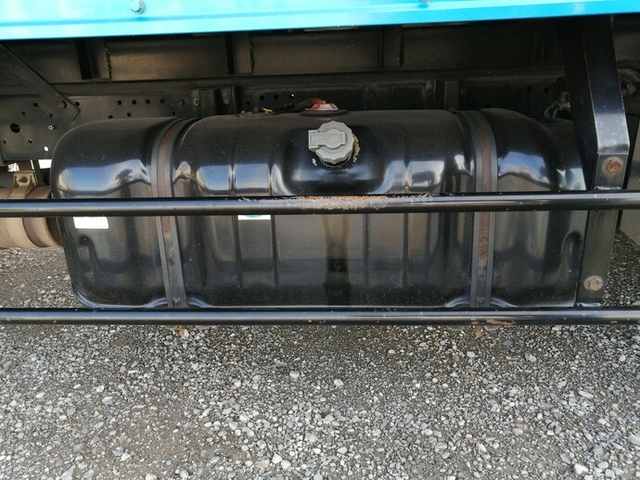 UDトラックス（日産） カゼット 小型 バン PB-BKR81AN(5354) 11枚目