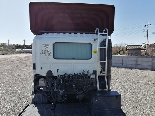 日野 プロフィア 大型 トラクタ LKG-SH1EDAG(5626) 19枚目