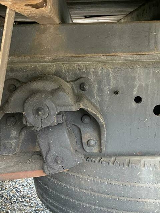 UDトラックス（日産） コンドル 増トン 平ボディ（クレーン付） LKG-PK39LH(10038) 17枚目