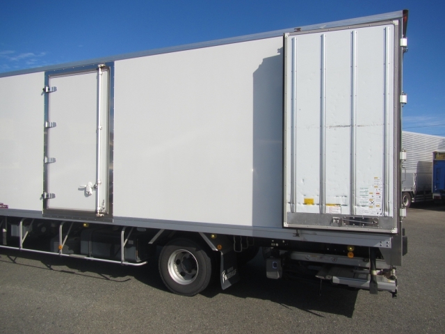 UDトラックス（日産） コンドル 中型 冷蔵冷凍バン TKG-MK38L(7337) 20枚目