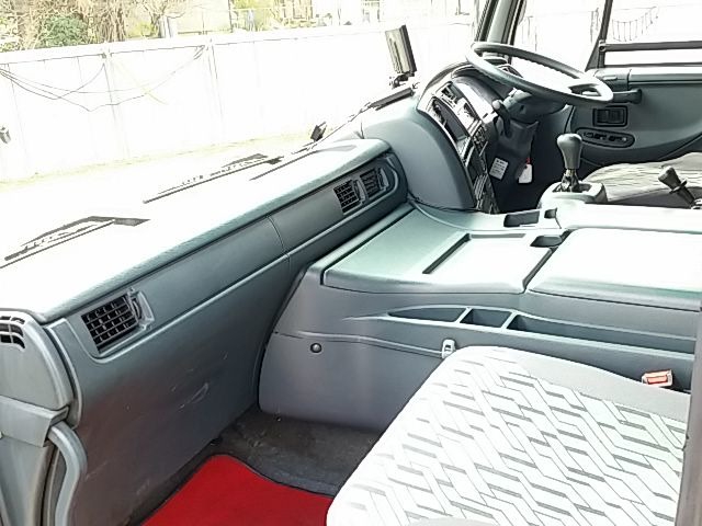 UDトラックス（日産） ビッグサム 大型 ウィング KL-CG48L(8801) 74枚目