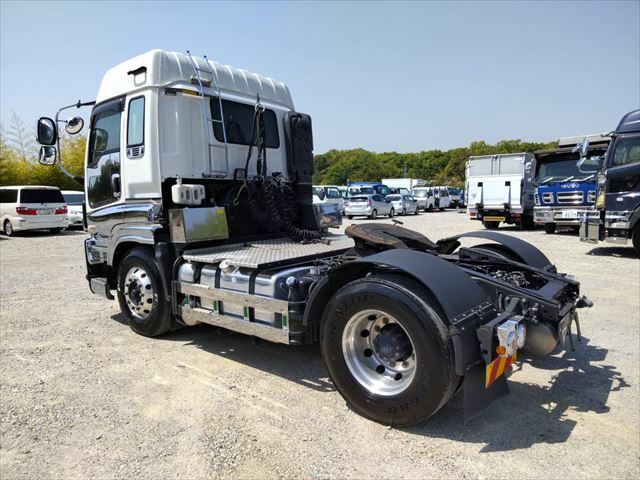 いすゞ ギガ 大型 トラクタ QKG-EXD52AD(10007) 5枚目