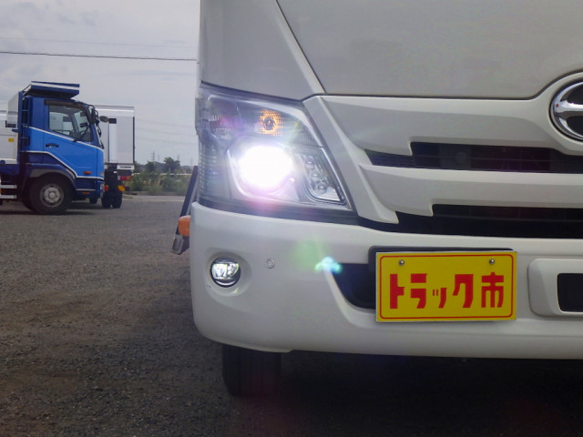 日野 デュトロ 小型 平ボディ 2RG-XZC710M(110073) 47枚目