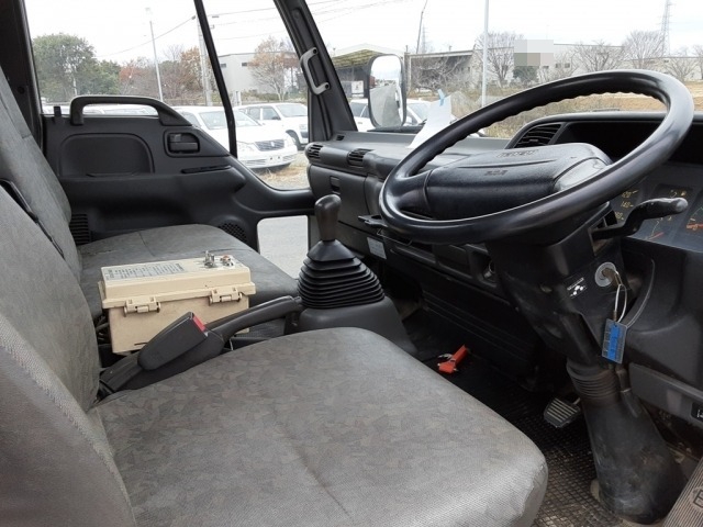いすゞ フォワード 中型 特装車・その他 KK-NRR35C3(7544) 8枚目