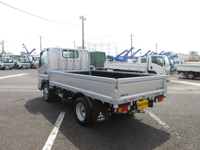 三菱ふそう キャンター 小型 平ボディ 2TG-FBA00(111971) 3枚目