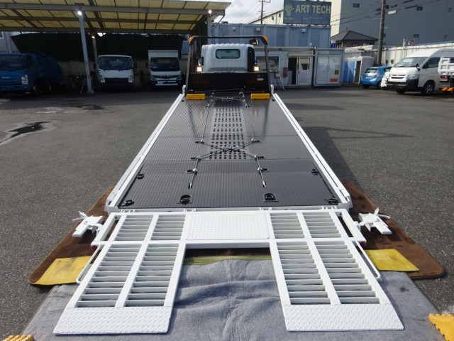 マツダ タイタン 小型 キャリアカー 2RG-LPR88AM(94878) 7枚目