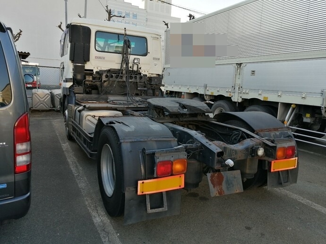 UDトラックス（日産） ビッグサム 大型 トラクタ KL-CK482EAT(5465) 7枚目