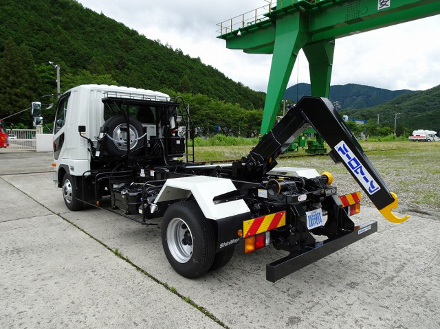 三菱ふそう ファイター 中型 コンテナ専用車 2KG-FK62F(107181) 6枚目