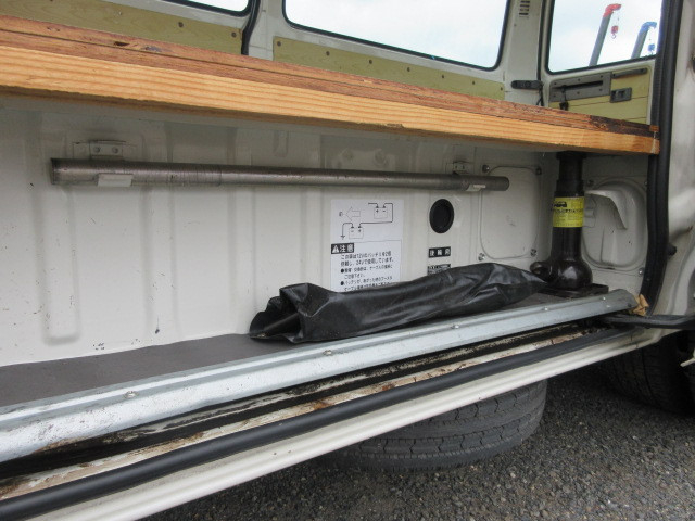 トヨタ ダイナ 小型 バン BDG-XZU508V(109087) 43枚目