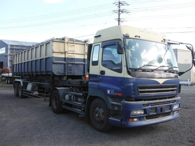 いすゞ ギガ 大型 トラクタ PJ-EXD52D6(3431) 1枚目