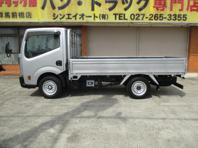日産自動車 アトラス 小型 平ボディ CBF-SQ2F24(105956) 26枚目