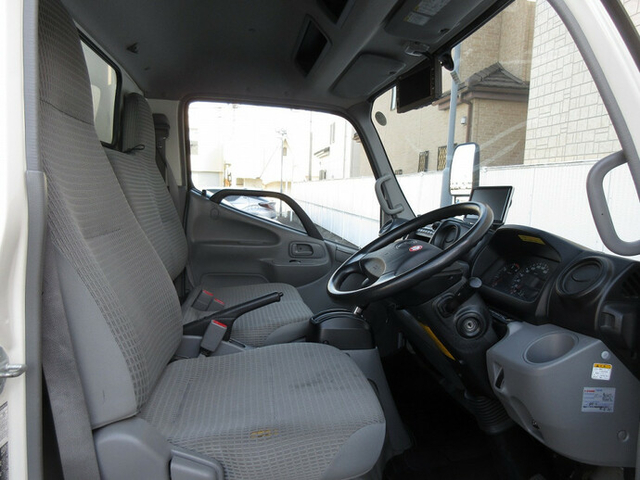 トヨタ ダイナ 小型 バン TKG-XZU605(9237) 31枚目