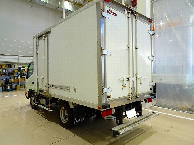 日野 デュトロ 小型 冷蔵冷凍バン TPG-XZC605M(113124) 4枚目