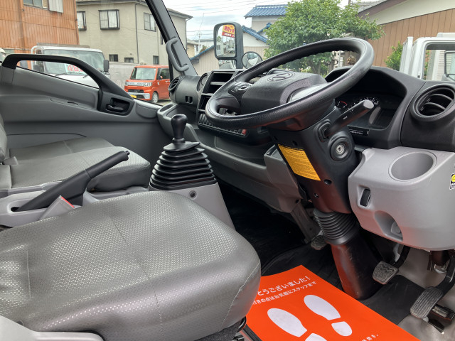 日野 デュトロ 小型 平ボディ 2RG-XZU710(106153) 6枚目