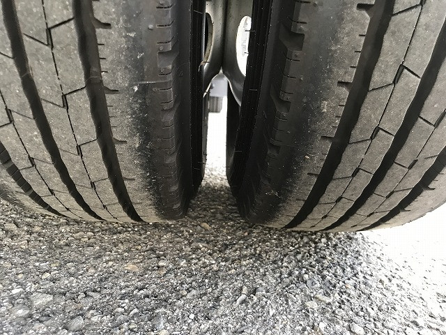 いすゞ エルフ 小型 平ボディ TRG-NLR85AR(111642) 32枚目
