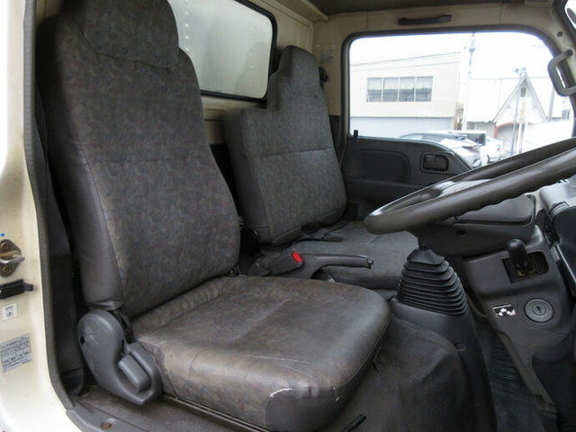 日産自動車 アトラス 小型 バン KR-AKR81LAJ(8027) 31枚目