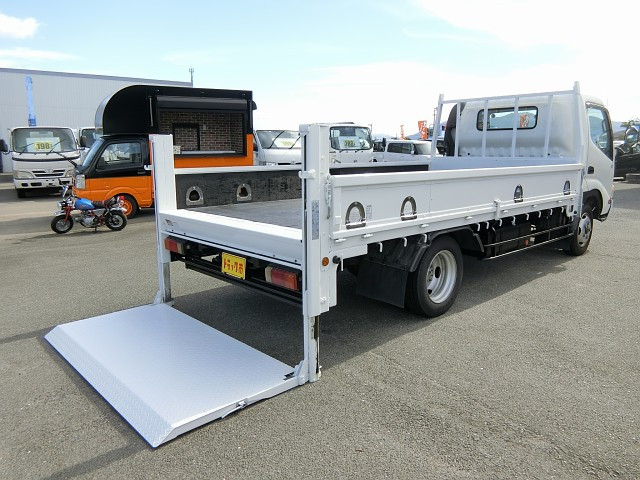 日野 デュトロ 小型 平ボディ BDG-XZU414M(112664) 11枚目