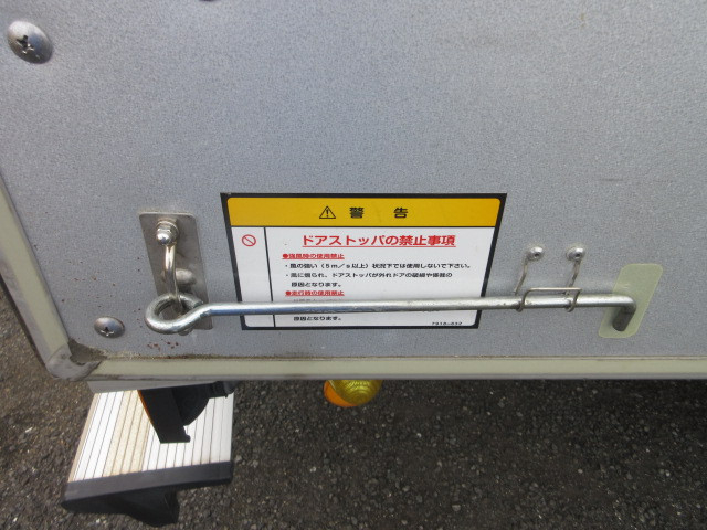 いすゞ エルフ 小型 バン TRG-NLR85AN(111630) 17枚目
