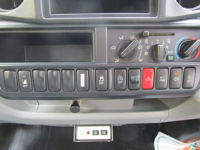 日野 デュトロ 小型 バン TPG-XZU645M(109781) 40枚目