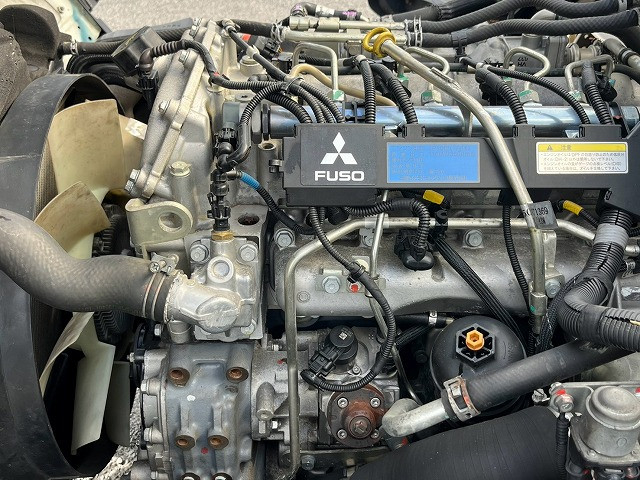 三菱ふそう キャンター 小型 バン TKG-FEA50(111988) 40枚目