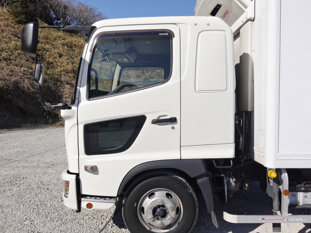 日野 レンジャー 中型 冷蔵冷凍バン 2KG-FD2ABG(99758) 15枚目
