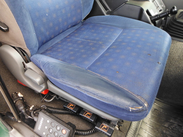 いすゞ ギガ 大型 トラクタ PDG-EXD52D8(3409) 23枚目