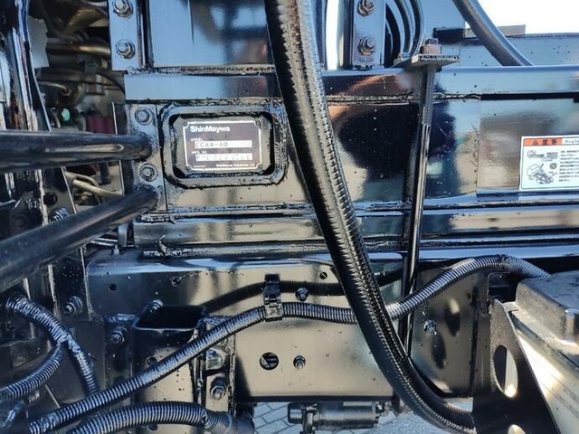 UDトラックス（日産） コンドル 中型 コンテナ専用車 PB-MK36A(12612) 25枚目