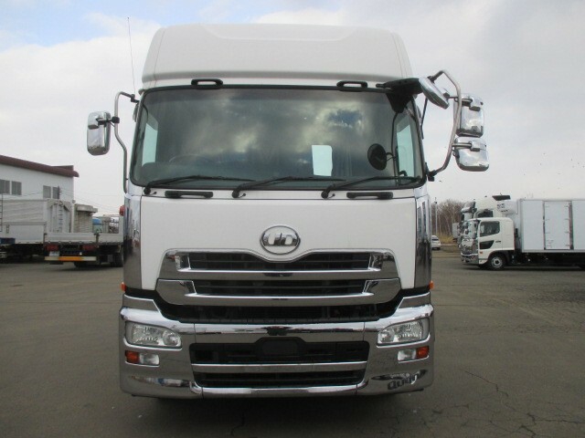 UDトラックス（日産） クオン 大型 トラクタ QKG-GK6XAD(7774) 2枚目