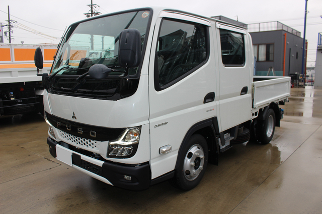 三菱ふそう キャンター 小型 Wキャブ 2RG-FBA20(104999) 3枚目