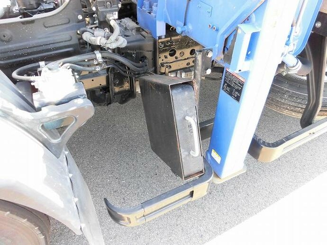 三菱ふそう ファイター 中型 平ボディ（クレーン付） TKG-FK61F(7472) 26枚目