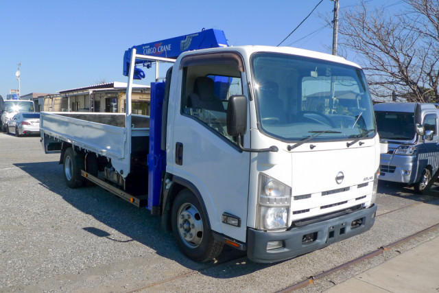 日産自動車 アトラス 小型 平ボディ（クレーン付） SKG-APR85AR(99623) 3枚目