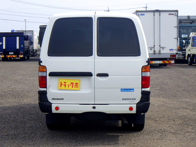 トヨタ トヨエース 小型 バン LDF-KDY241V(64185) 5枚目