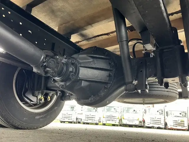 いすゞ エルフ 小型 平ボディ 2RG-NPS88AR(110827) 17枚目