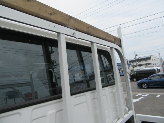 いすゞ エルフ 小型 Wキャブ TRG-NJR85A(10077) 18枚目