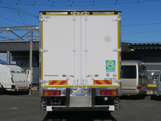 三菱ふそう ファイター 増トン 冷蔵冷凍バン QKG-FK65FZ(78549) 6枚目