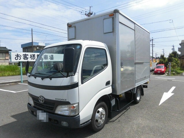 トヨタ トヨエース 小型 バン BDG-XZU308(7172) 1枚目